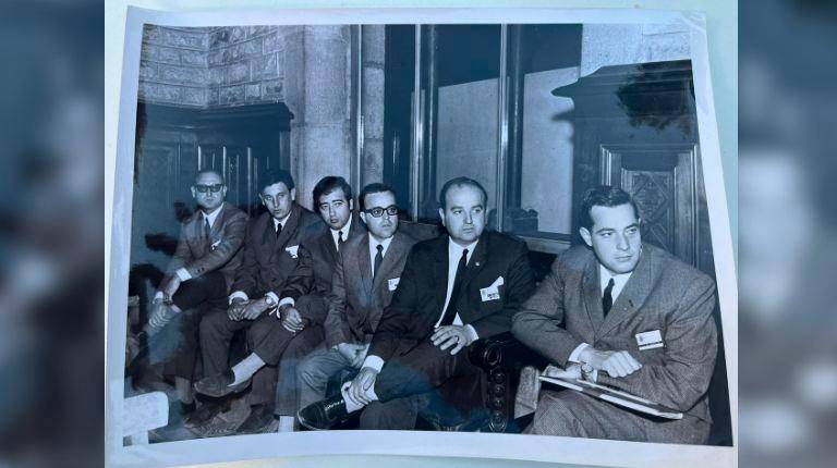 <b>RECORRIDO. </b> Pedro Montañés Escobar con Manuel Fraga, con el Rey y como senador y empresario en diferentes imágenes que certifican su exitosa trayectoria.