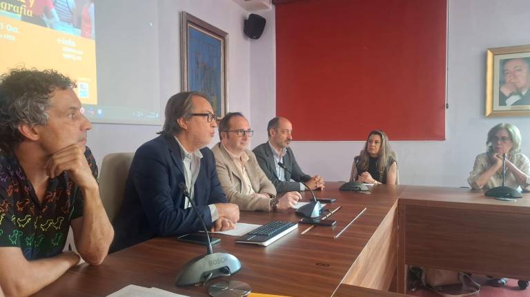 <i>Apertura del seminario “Mediación Cultural y Museográfica”. / Junta de Andalucía.</i>