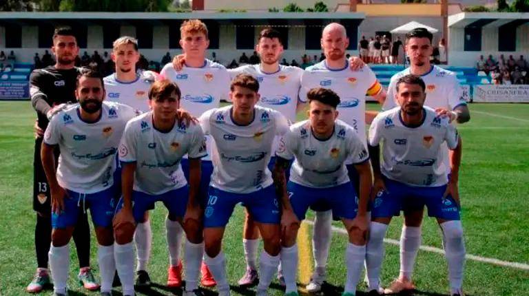 <i>Imagen de archivo del Martos CD en un partido de esta temporada. / Martos CD.</i>