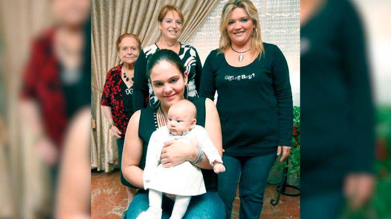 <i>Clara Pelegrín, Carmen Barajas, Carmen García, Laura Gámez y Erika Ocampo. / Archivo Histórico de Diario JAÉN.</i>