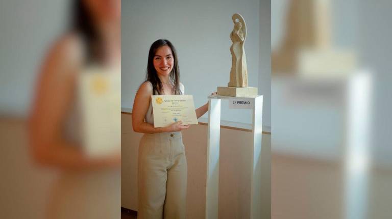<i>Eva María Román Cortés, la jiennense autora de “Afrodita Calipigia”.</i>