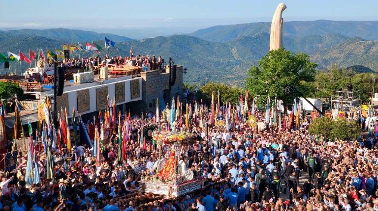 Ilusionante reencuentro con la Virgen de la Cabeza