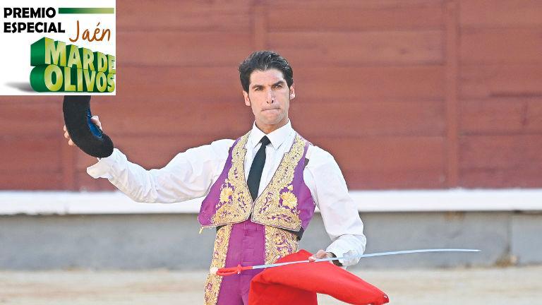 Cayetano Rivera, Premio Especial Mar de Olivos a veinte años sin parar en el ruedo