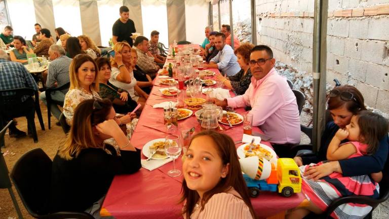 Cálido abrazo a la “Pilarica”