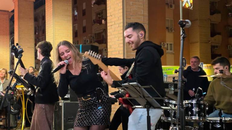 El Grupo Reclamados ameniza el tardeo en Las Fuentezuelas