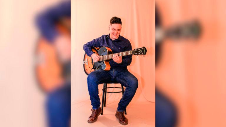 William Jesús Huérfano anuncia un primer EP en solitario, que verá la luz muy pronto