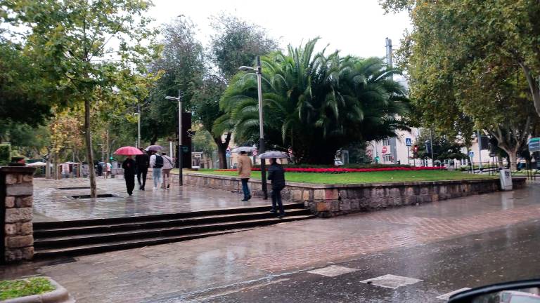 Las lluvias vuelven desde primera hora a Jaén