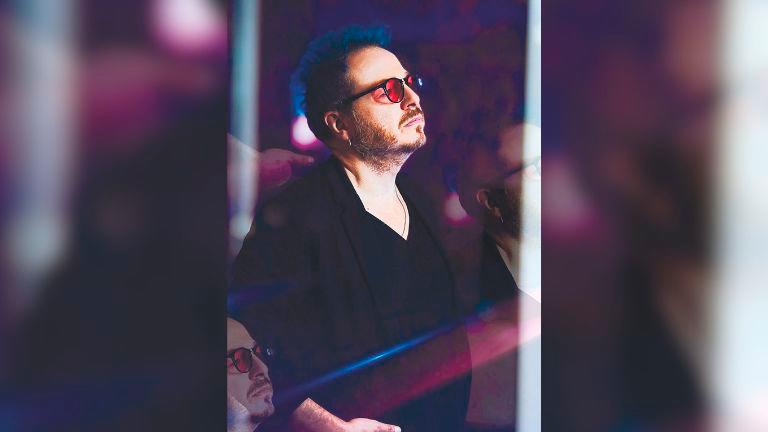 Pachi García “Alis” llega con “Contra la marea”, sencillo de su nuevo disco