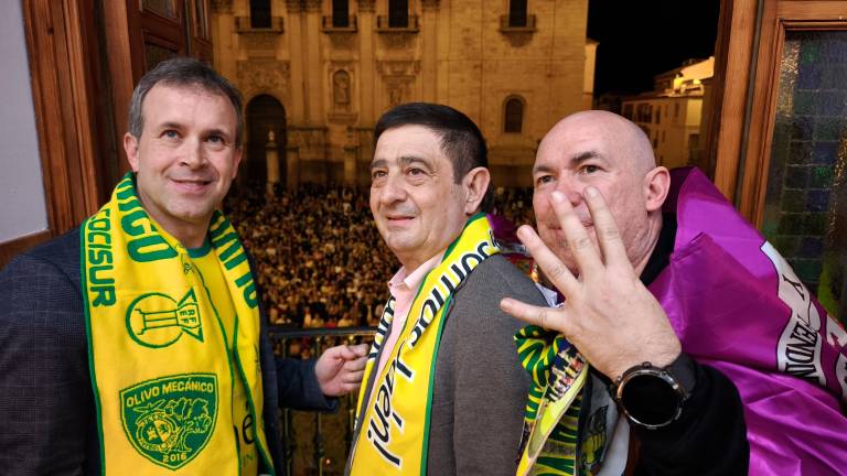 La ciudad honra a los tetracampeones de la Copa de España