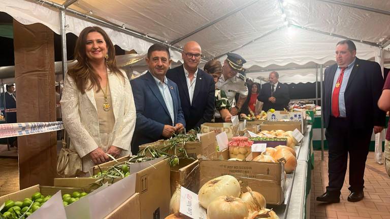 Alcaudete inaugura el Concurso Hortofrutícola en el marco de sus fiestas