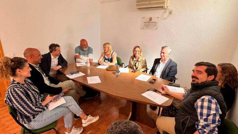 El Ayuntamiento de Jaén se reúne con la asociación vecinal “Puensi”