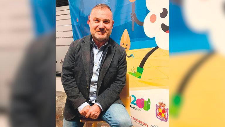 Carlos Alberca: “Esta es una carrera de la ciudad”