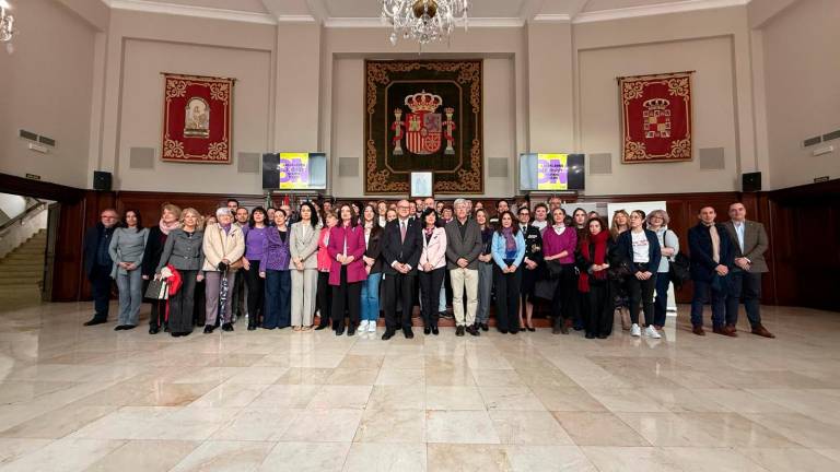 El subdelegado ratifica el compromiso del Gobierno con la lucha por la igualdad