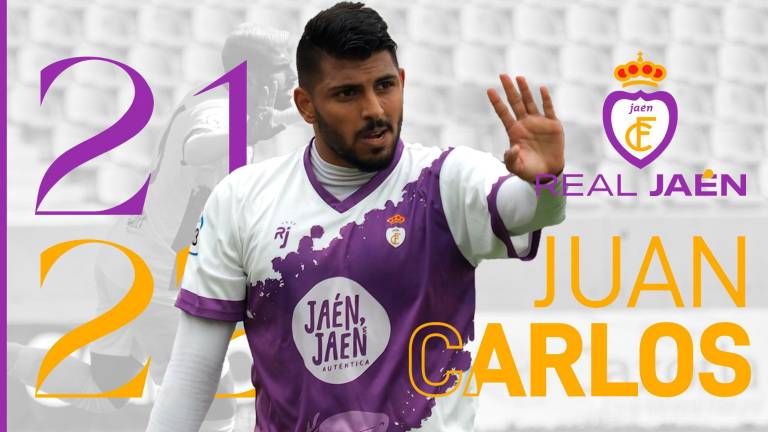 El malagueño Juan Carlos es el primer futbolista que renueva por el Real Jaén
