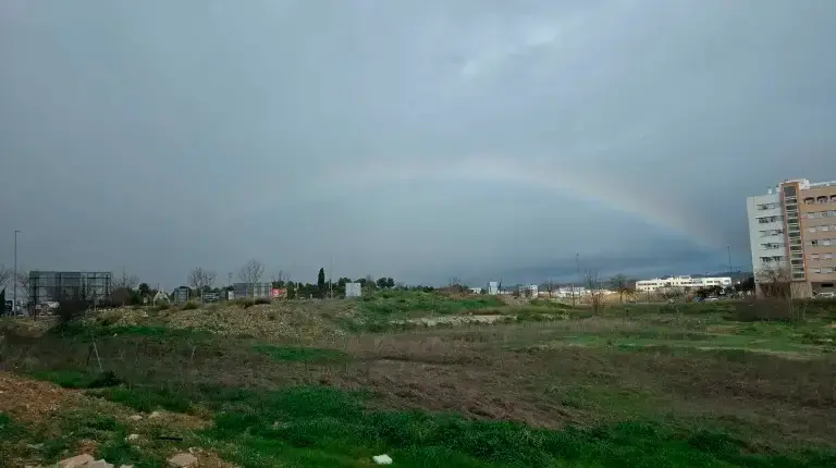 <i>Arco iris sobre el Bulevar.</i>