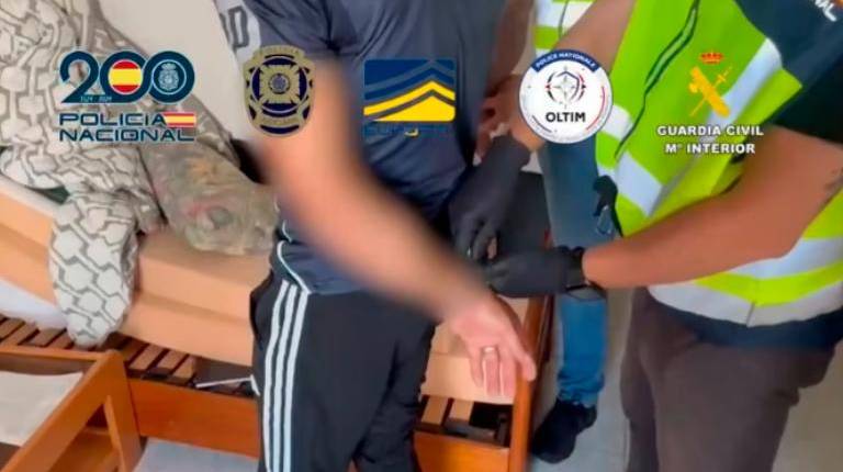 <i>Desarticulada una de las mayores redes de tráfico de personas y droga en España con 78 detenidos. / Policia Nacional. </i>