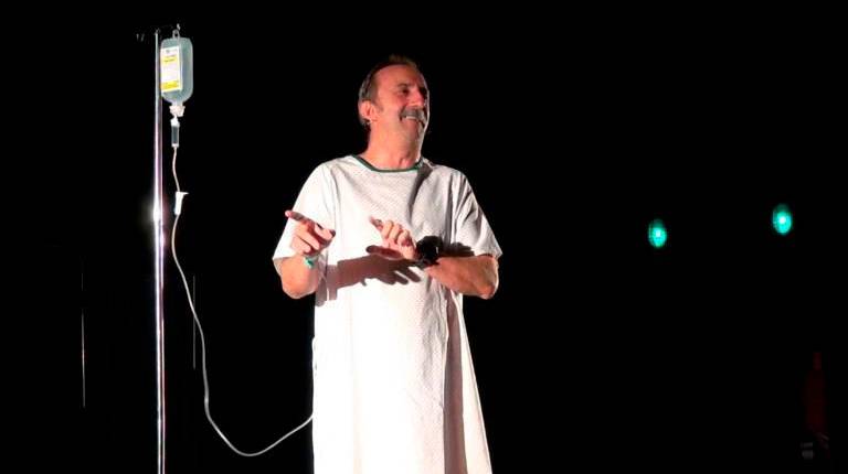 Santi Rodríguez hará una segunda función de “Infarto ¡No vayas a la luz!”