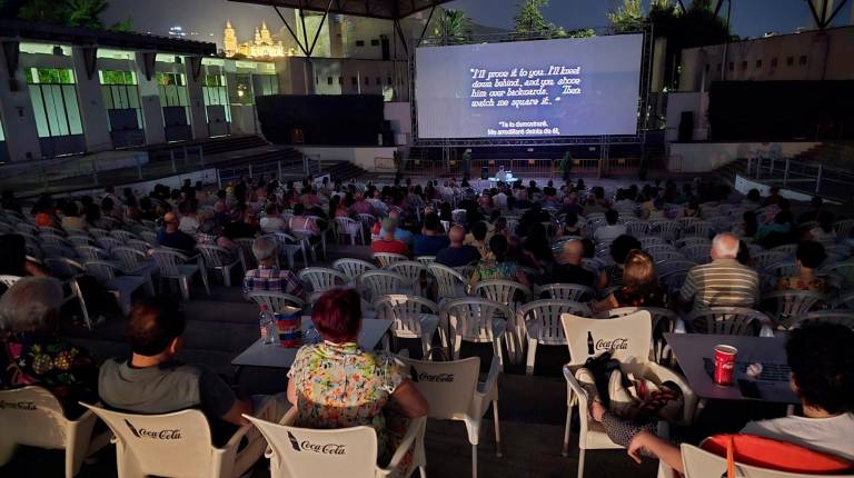 <i>El cine mudo y la música en directo protagonistas del Cine de Verano en la Alameda. / Ayuntamiento de Jaén. </i>