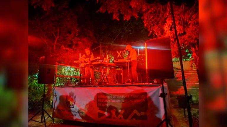 Los Jardines de Jabalcuz reciben al cantante baezano ALIS