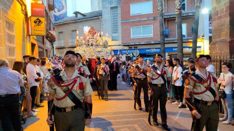 <i>La Virgen de Zocueca con su escolta militar. / Francisco Javier Cabrera / Diario JAÉN</i>