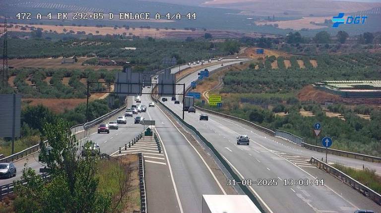 <i>Enlace entre la A-4 y la 1-44, a la altura de Bailén. </i>