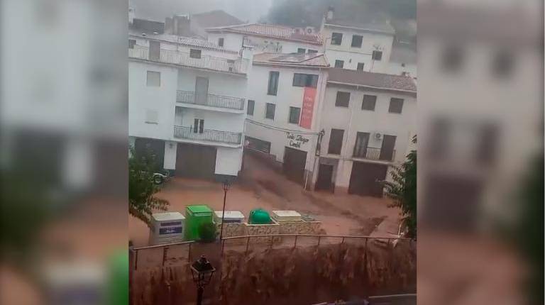 <i>Inundaciones en Cambil, a 2 de octubre de 2026. </i>