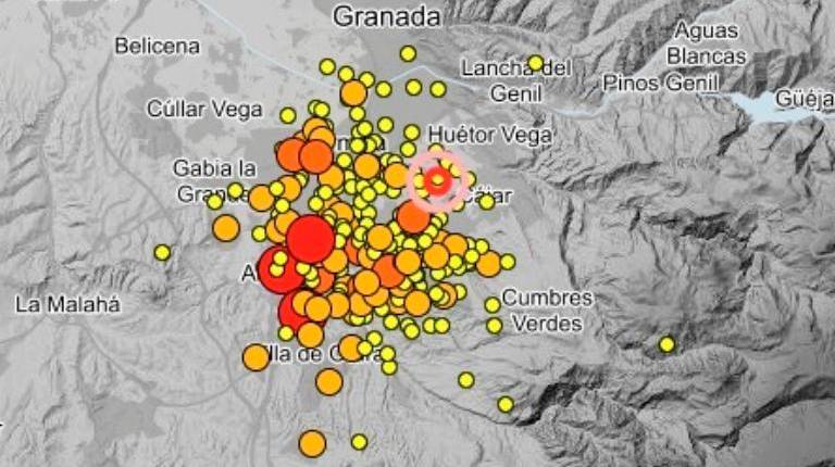 <i>Mapa que refleja el área epicentral de la serie sísmica de Alhendín (Granada) de mediados de agosto de 2026 y los seísmos registrados hasta el mediodía del viernes 21 de agosto. / Ignacio Cumellas. / Diario JAÉN. </i>