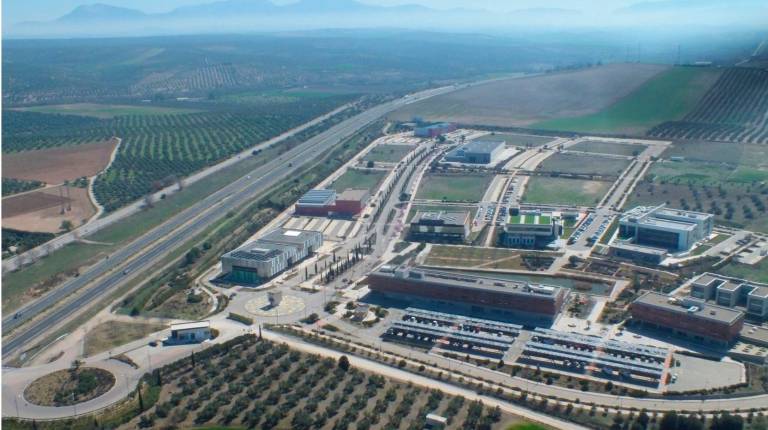 <i>Vista aérea del Parque Científico Técnico de Geolit. / Diputación de Jaén. </i>