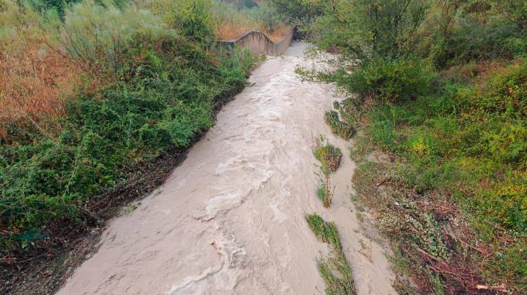<i>El río Campillo, por el desvío a Carchelejo, tras la tormenta.</i>