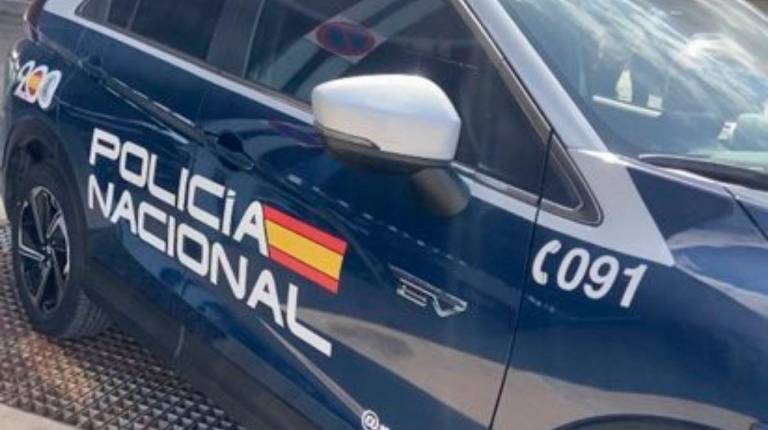 <i>Imagen de recurso de un vehículo de la Policía Nacional.</i>