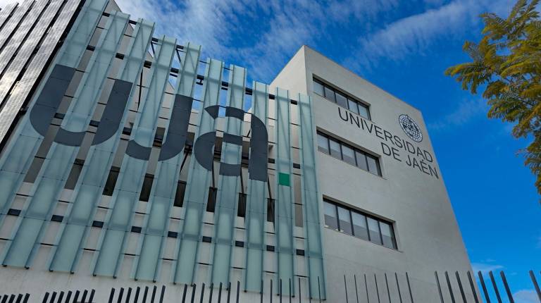<i>Fachada del Edificio D4 del Campus de Las Lagunillas. / UJA. </i>