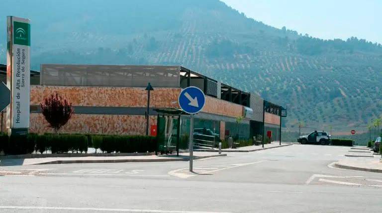 <i>Hospital de Alta Resolución Sierra de Segura. Archivo. / Joaquín Castillo.</i>