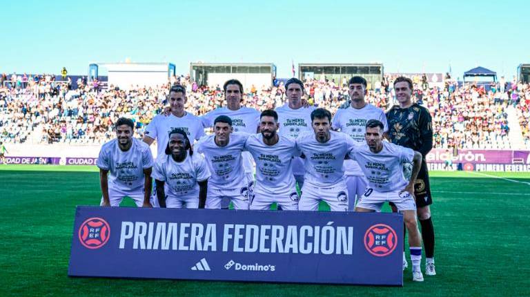 <i>Once titular del Real Jaén CF antre el Villarreal B. / Real Jaén CF. </i>