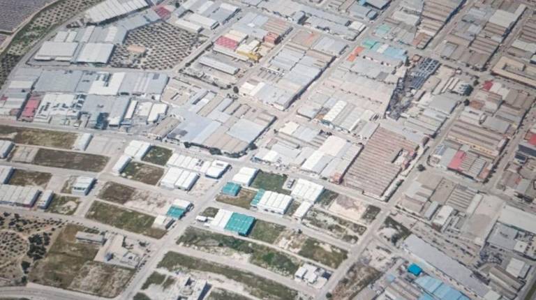<i>Vista aérea del Polígono Industrial de Los Olivares. Archivo. / Ayuntamiento de Jaén.</i>