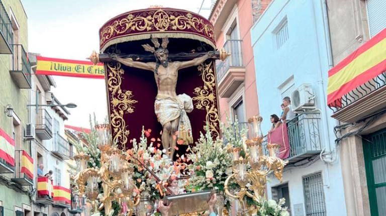 <i>Procesión del Santísimo Cristo de la Misericordia por las calles de Jódar. / María Prados / Diario JAÉN. </i>