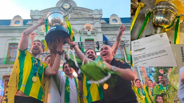 <i>Celebración del Jaén Paraíso Interior FS con la afición de la Copa del Rey y, en la parte superior, mensaje de los Reyes de España.</i>
