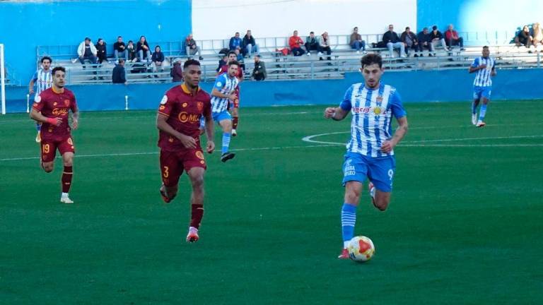 El Linares se mete en problemas (2-0)