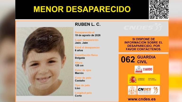 <i>Ficha oficial del Centro Nacional de Personas Desaparecidas. / CNDS. </i>