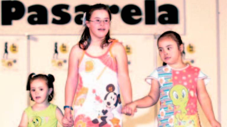 <i>Desfile de moda para sensibilizar. / Archivo Histórico de Diario JAÉN.</i>