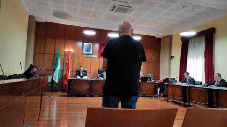 <i>El acusado durante el juicio. Archivo. / Europa Press.</i>