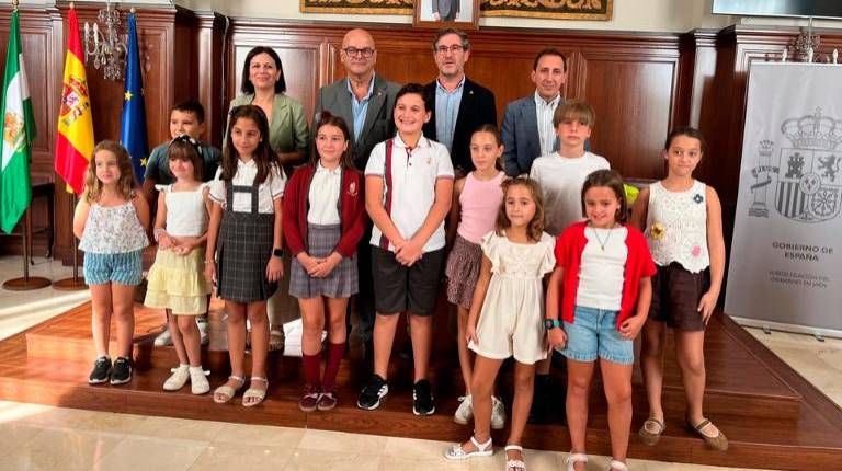 <i>Acto de entrega de acreditaciones del proyecto de educación vial Stars. / Subdelegación del Gobierno en Jaén. </i>