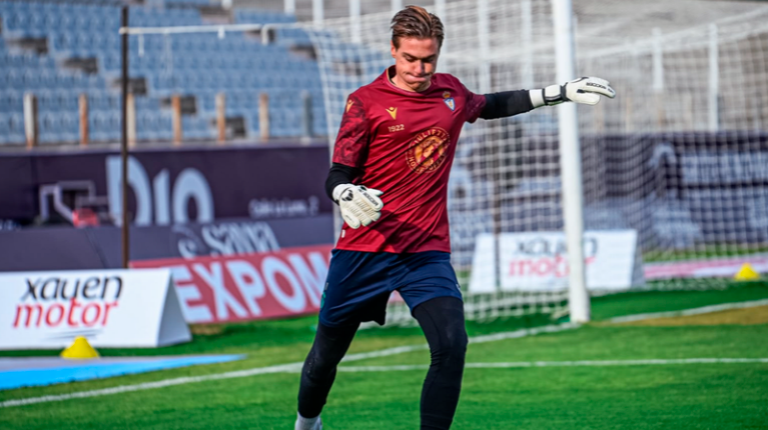 <i>Morillas durante el calentamiento. / Miranda López / Real Jaén CF. </i>