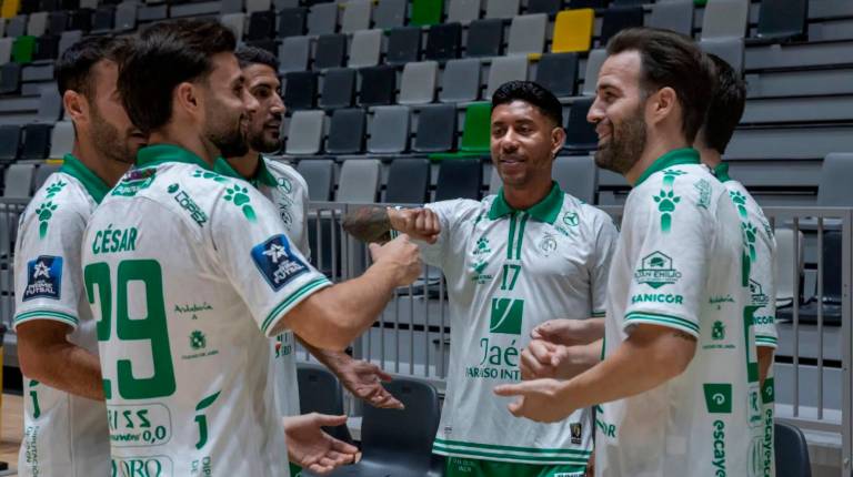 El Jaén Paraíso Interior rinde homenaje a Andalucía con la presentación de su tercera equipación