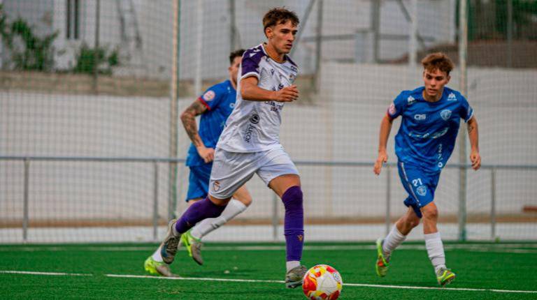 <i>Adri Fernández, en un partido contra el Martos CD/ Miranda López / Real Jaén. </i>