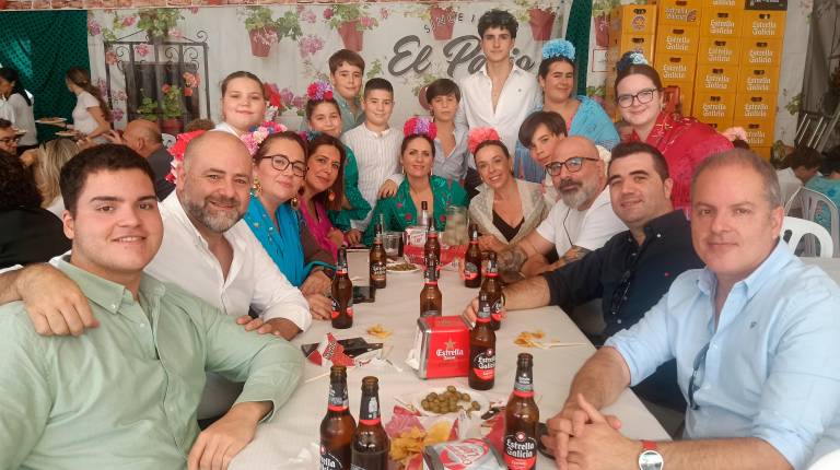 Fotogalería: El primer lunes de San Lucas llena de ambiente el ferial
