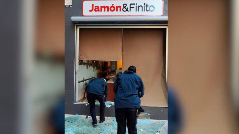 Roban 48 jamones en una tienda de ibéricos de Miguel Castillejo