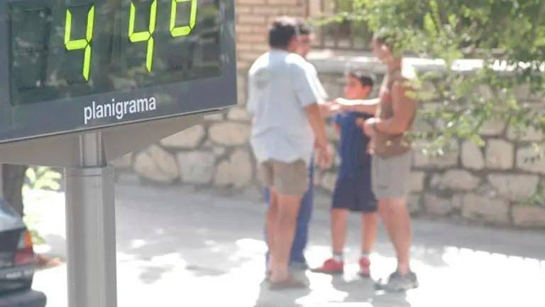 Un nuevo aviso naranja por altas temperaturas marca el inicio de la semana en Jaén