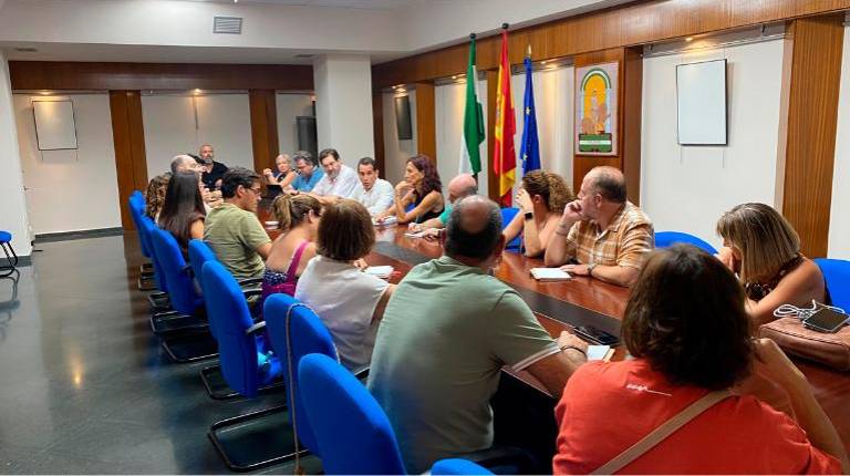 <i>Reunión de transporte. / Junta de Andalucía. </i>
