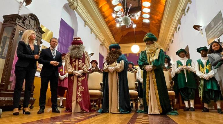 <i>Imagen de archivo del recibimiento a los Reyes Magos en el Ayuntamiento de Jaén, en una imagen de archivo. </i>