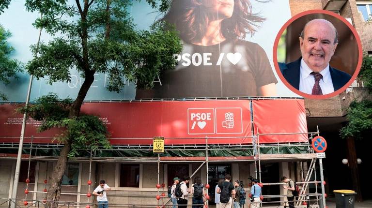 <i>La sede del PSOE en la calle Ferraz de Madrid y el exdirigente socialista Gaspar Zarrías.</i>
